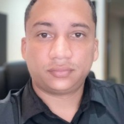 Elvis Molina Castro